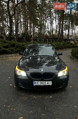 Седан BMW 5 Series 2008 в Новомосковську