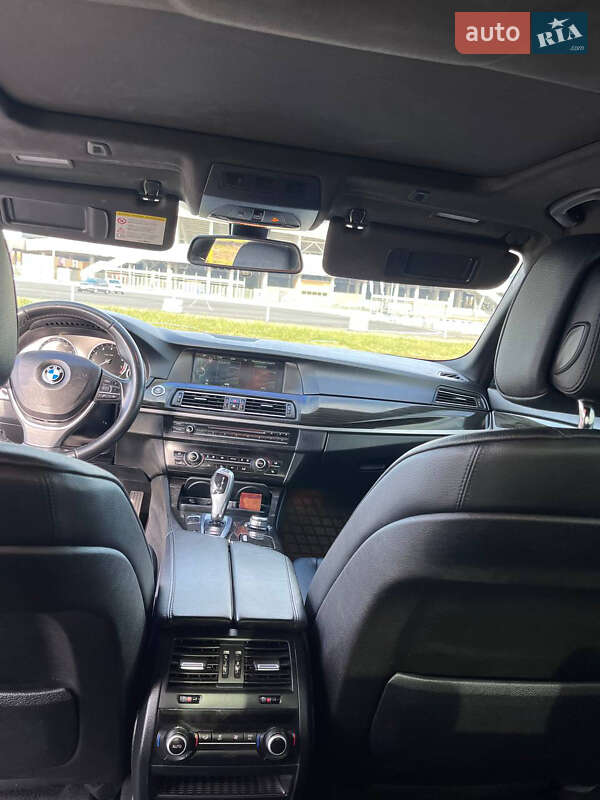Седан BMW 5 Series 2013 в Львове