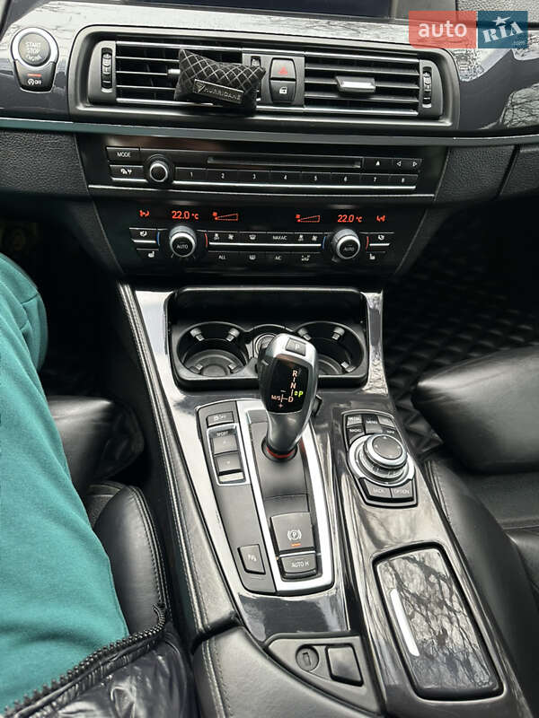 Седан BMW 5 Series 2012 в Киеве