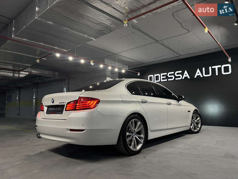 Седан BMW 5 Series 2014 в Одессе