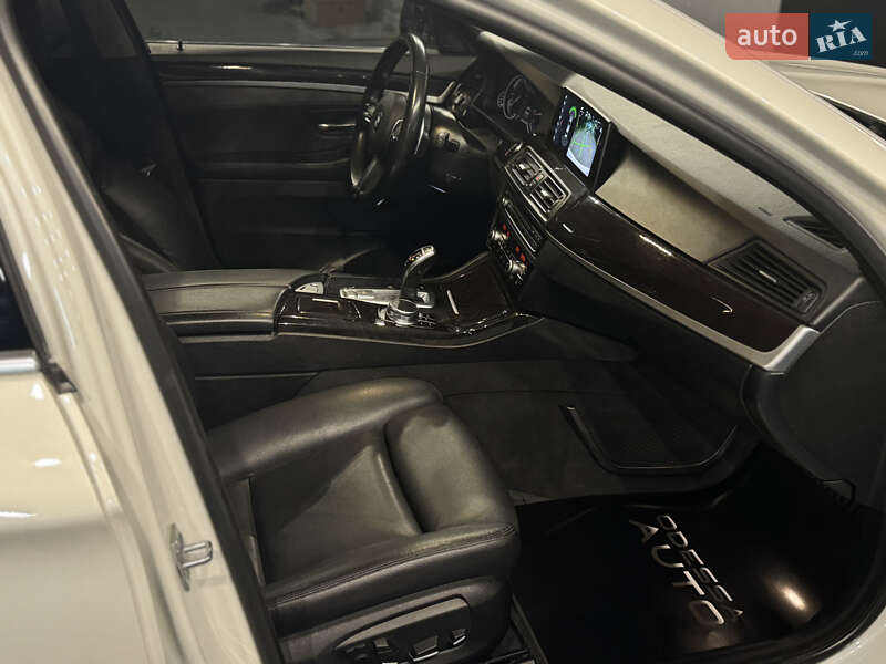 Седан BMW 5 Series 2014 в Одессе