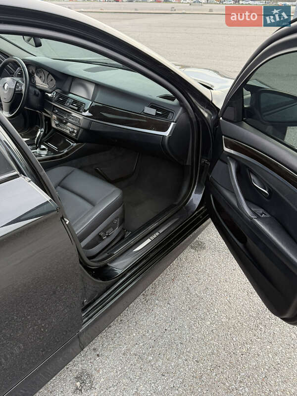 Седан BMW 5 Series 2011 в Львові фото 28 Седан BMW 5 Series 2011 в Львові