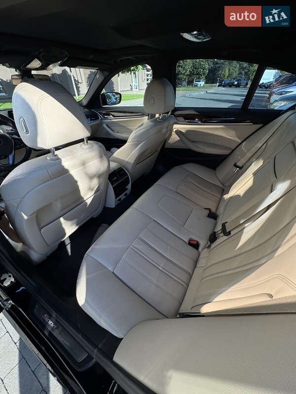 Седан BMW 5 Series 2019 в Киеве
