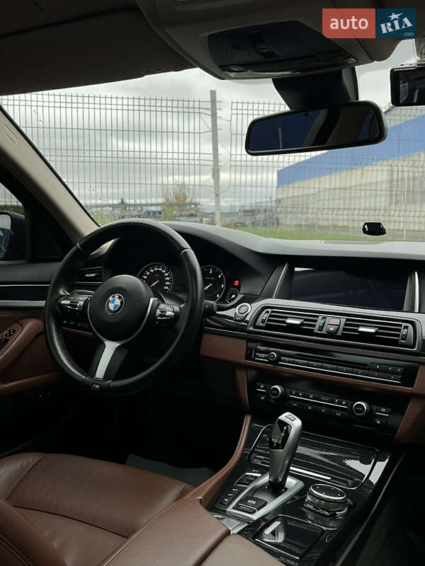 Седан BMW 5 Series 2016 в Виннице