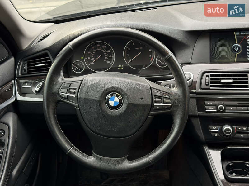 Седан BMW 5 Series 2011 в Луцке фото 25 Седан BMW 5 Series 2011 в Луцке