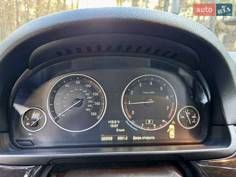 Седан BMW 5 Series 2013 в Днепре