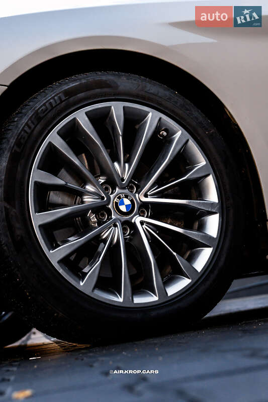 Седан BMW 5 Series 2018 в Кропивницькому