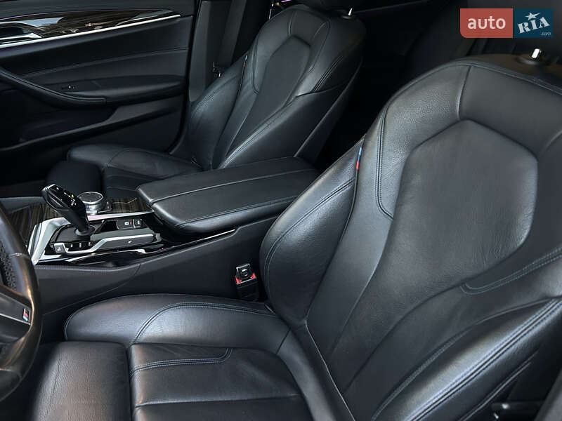 Седан BMW 5 Series 2017 в Николаеве