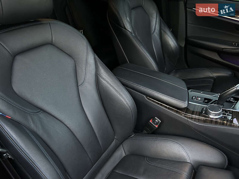 Седан BMW 5 Series 2017 в Николаеве