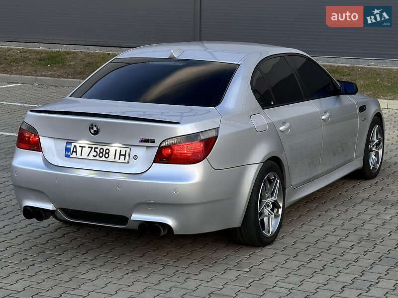 Седан BMW 5 Series 2004 в Коломые