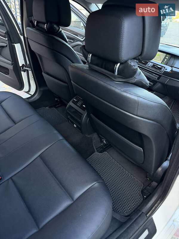 Седан BMW 5 Series 2010 в Одессе