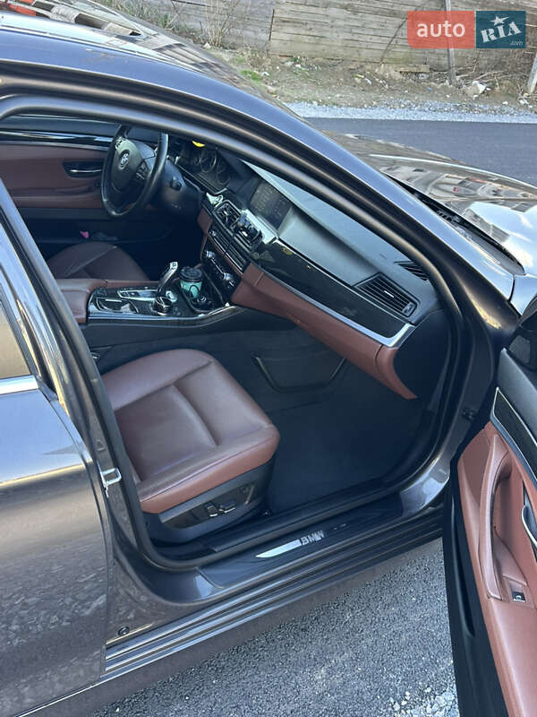 Седан BMW 5 Series 2011 в Софіївській Борщагівці