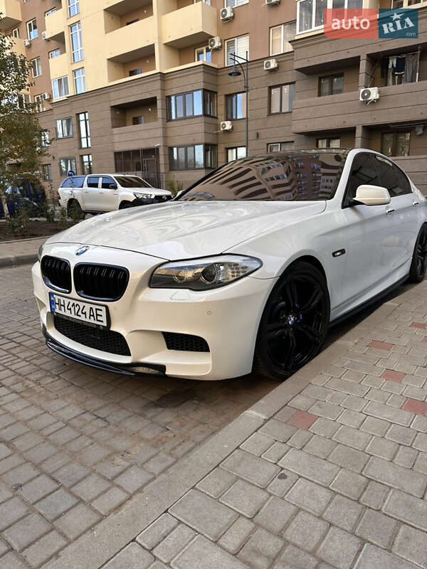 Седан BMW 5 Series 2011 в Одессе