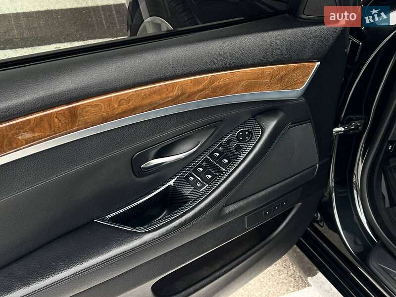Седан BMW 5 Series 2010 в Одесі