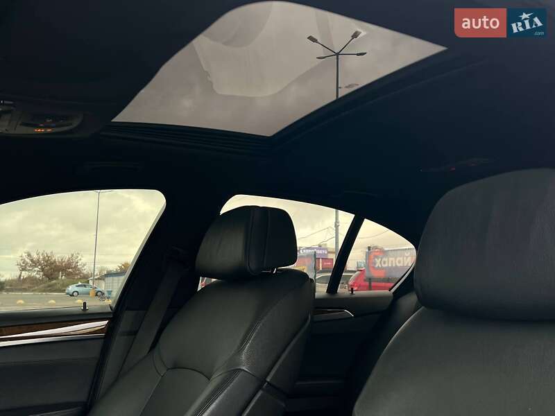 Седан BMW 5 Series 2010 в Одесі