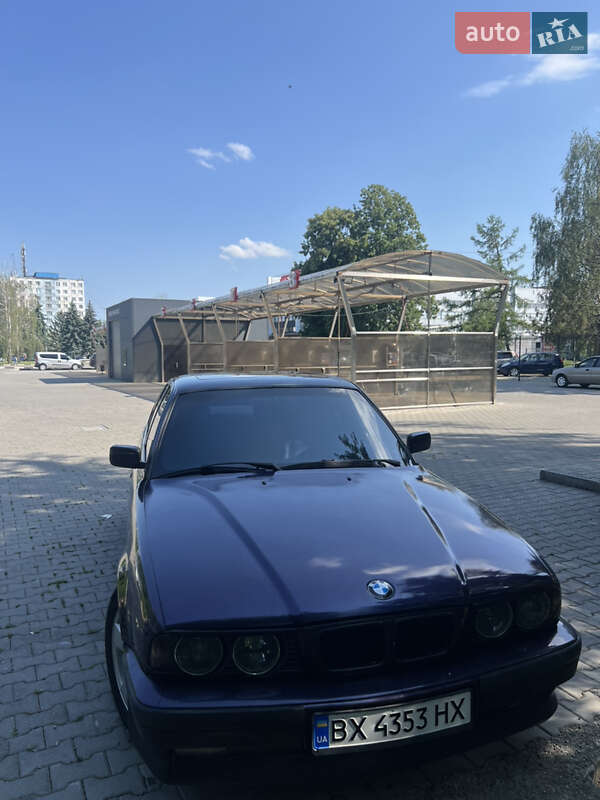 Седан BMW 5 Series 1995 в Черновцах