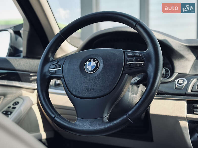 Седан BMW 5 Series 2010 в Запоріжжі фото 34 Седан BMW 5 Series 2010 в Запоріжжі