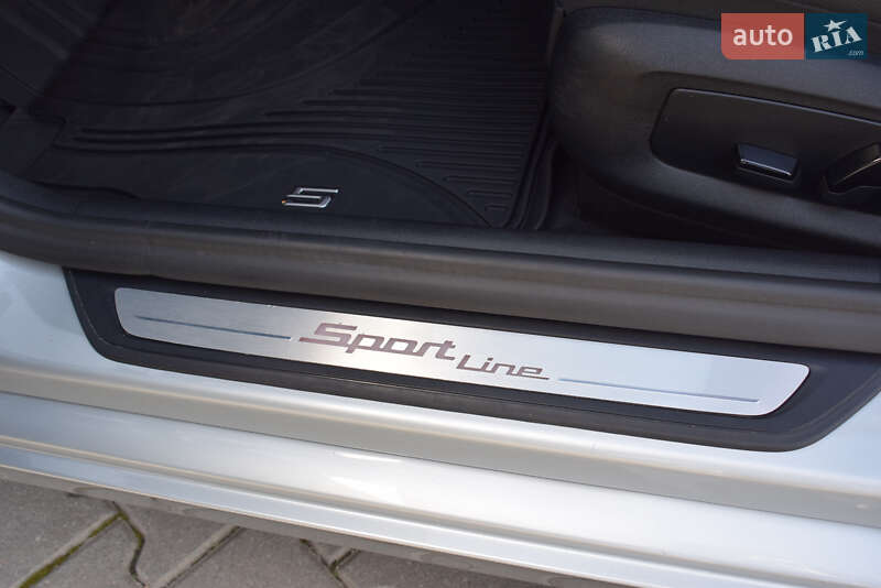 Седан BMW 5 Series 2019 в Киеве