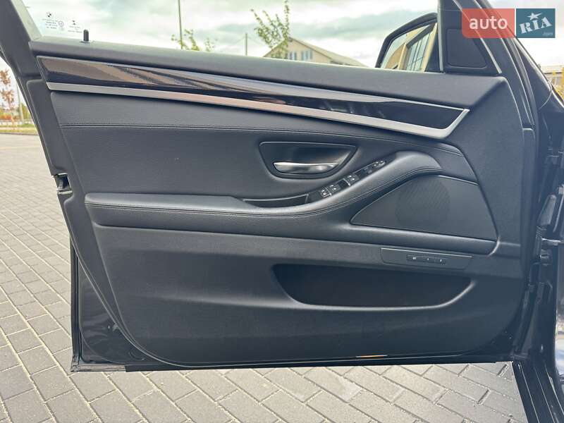Седан BMW 5 Series 2014 в Виннице