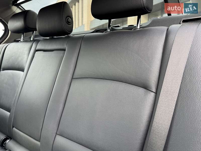 Седан BMW 5 Series 2014 в Виннице