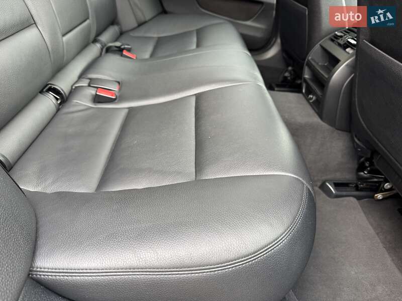 Седан BMW 5 Series 2014 в Виннице