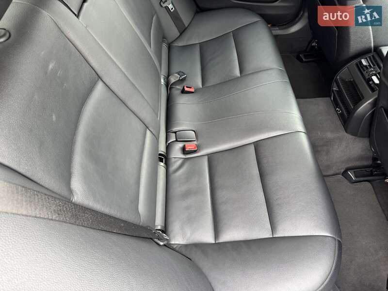 Седан BMW 5 Series 2014 в Виннице