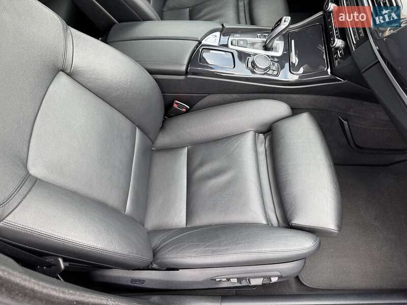 Седан BMW 5 Series 2014 в Виннице