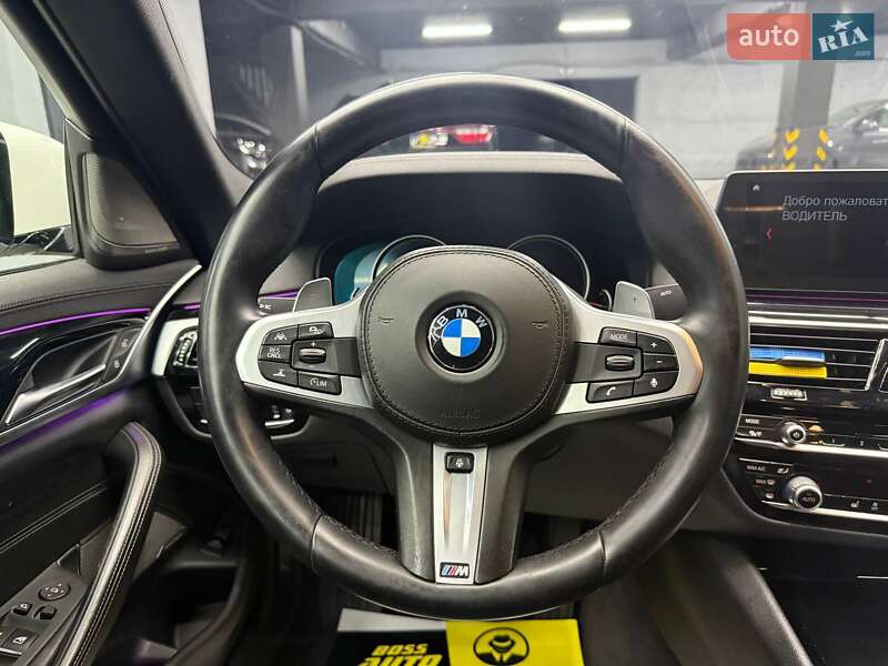Седан BMW 5 Series 2017 в Черновцах