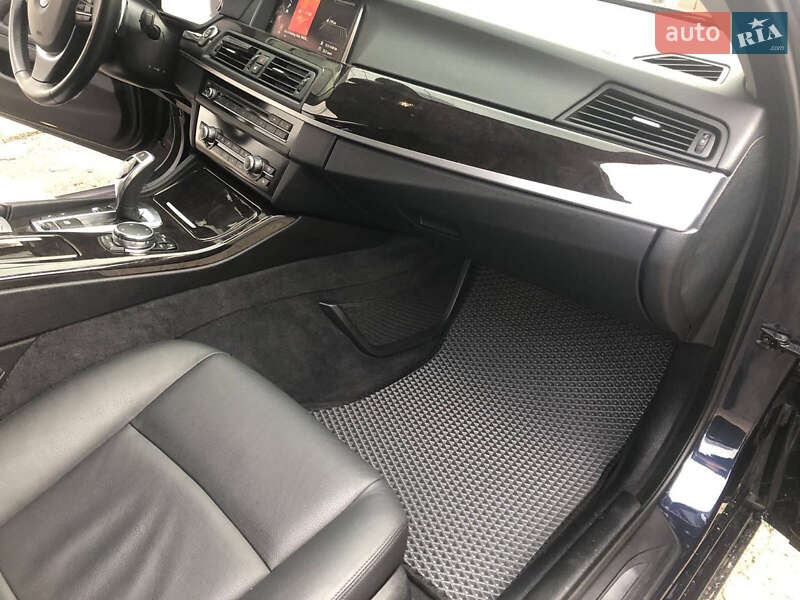 Седан BMW 5 Series 2016 в Ивано-Франковске