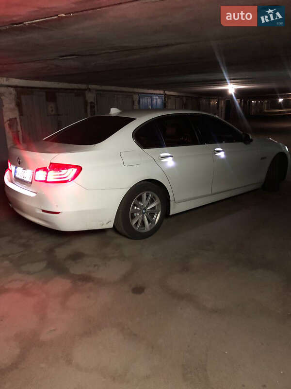 Седан BMW 5 Series 2016 в Ивано-Франковске