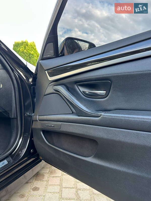 Седан BMW 5 Series 2014 в Золочеве фото 16 Седан BMW 5 Series 2014 в Золочеве