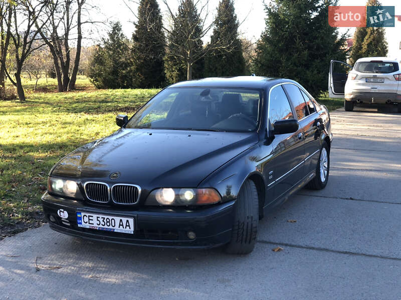 Седан BMW 5 Series 2000 в Львове