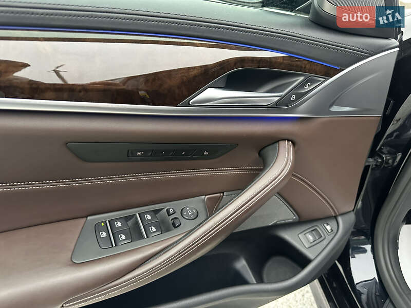 Седан BMW 5 Series 2018 в Киеве фото 11 Седан BMW 5 Series 2018 в Киеве