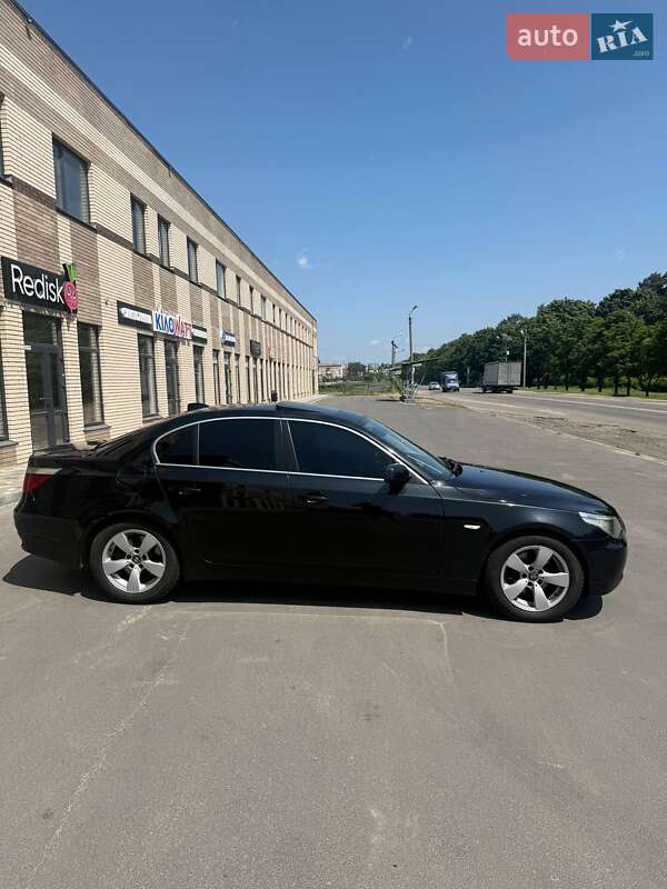 Седан BMW 5 Series 2006 в Ірпені