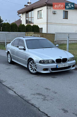 Седан BMW 5 Series 2002 в Виннице