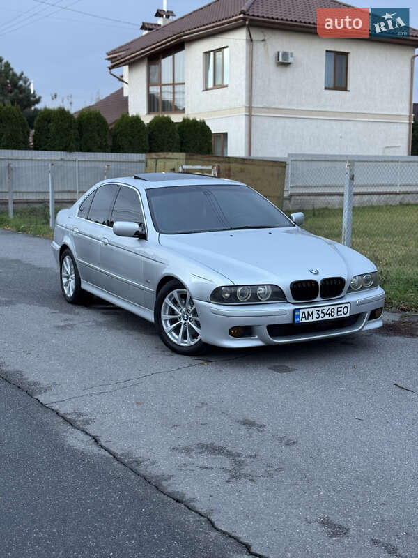 BMW 5 Series 2002 BMW 5 Series 2002