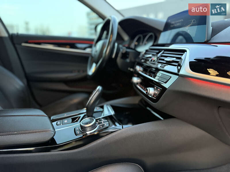 Седан BMW 5 Series 2019 в Киеве фото 18 Седан BMW 5 Series 2019 в Киеве