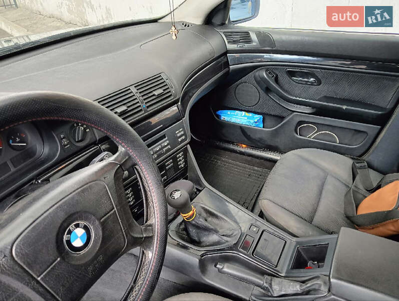 Седан BMW 5 Series 1999 в Хмельницком