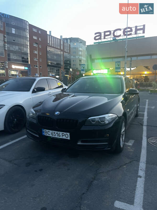 Седан BMW 5 Series 2014 в Львове