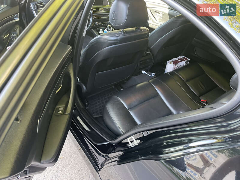 Седан BMW 5 Series 2014 в Львове