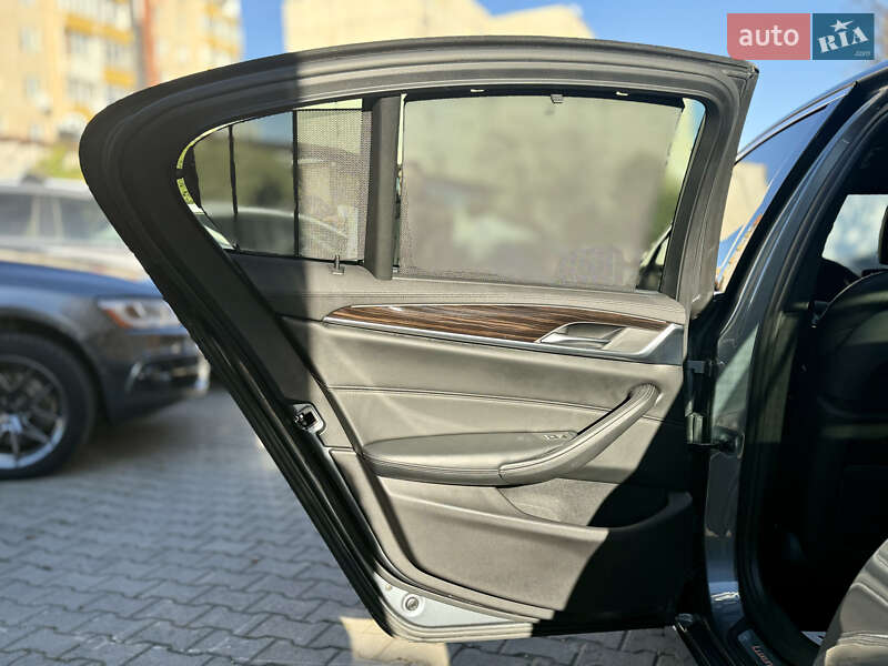 Седан BMW 5 Series 2017 в Черновцах фото 13 Седан BMW 5 Series 2017 в Черновцах