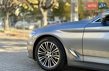 Седан BMW 5 Series 2017 в Черновцах