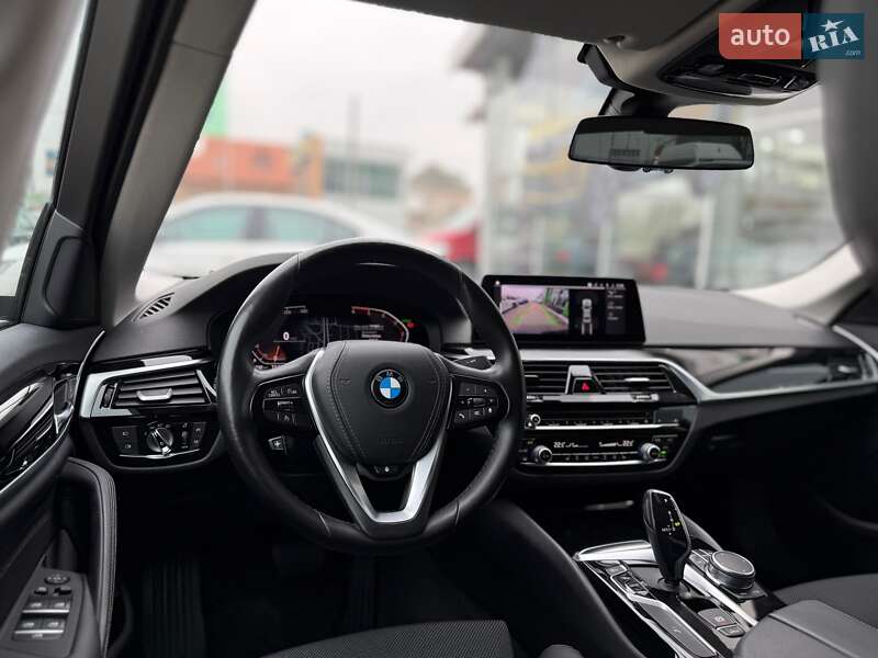 Седан BMW 5 Series 2019 в Києві фото 18 Седан BMW 5 Series 2019 в Києві