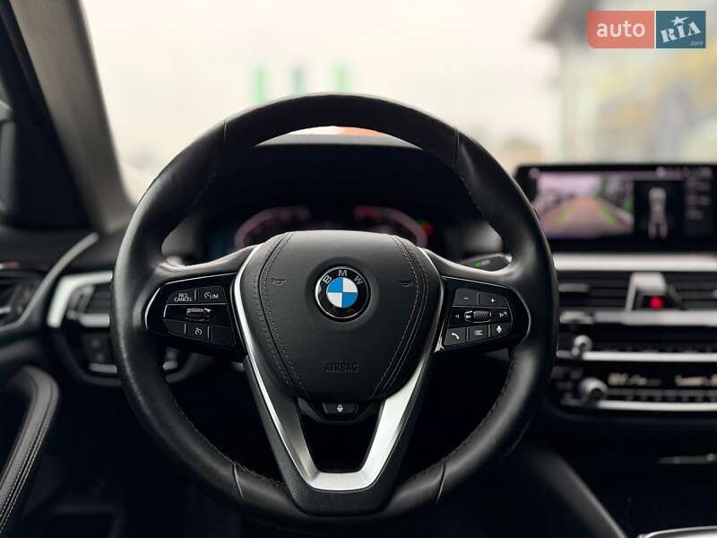 Седан BMW 5 Series 2019 в Києві фото 31 Седан BMW 5 Series 2019 в Києві