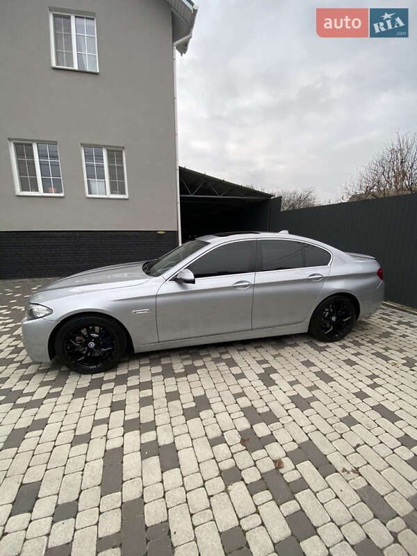 Седан BMW 5 Series 2014 в Киеве
