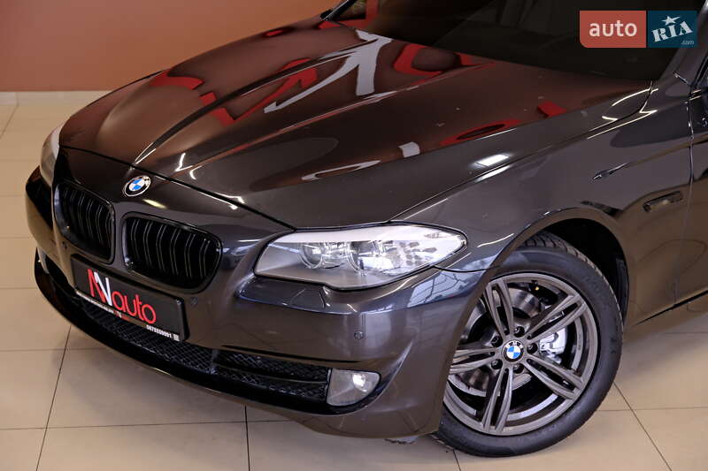Седан BMW 5 Series 2013 в Одессе