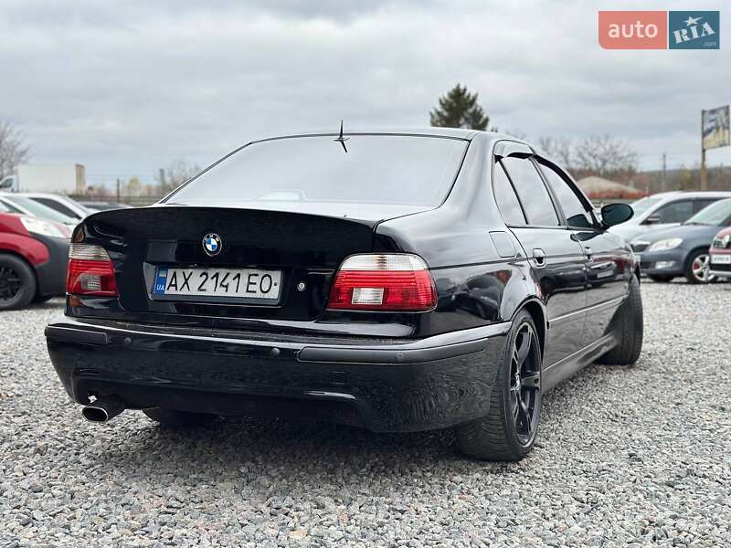 Седан BMW 5 Series 2001 в Харькове