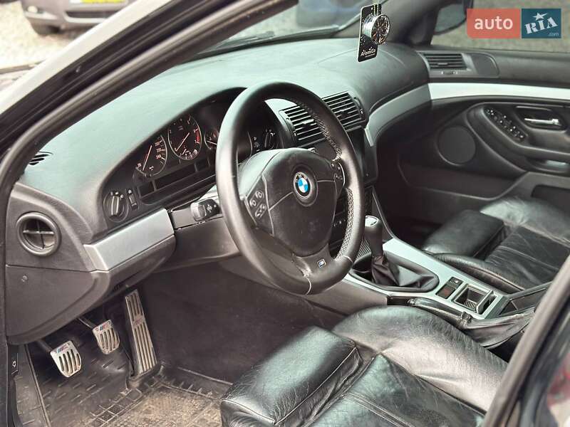 Седан BMW 5 Series 2001 в Харькове