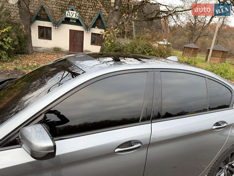 Седан BMW 5 Series 2018 в Тернополе