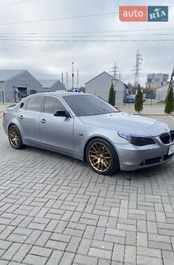 Седан BMW 5 Series 2003 в Львове